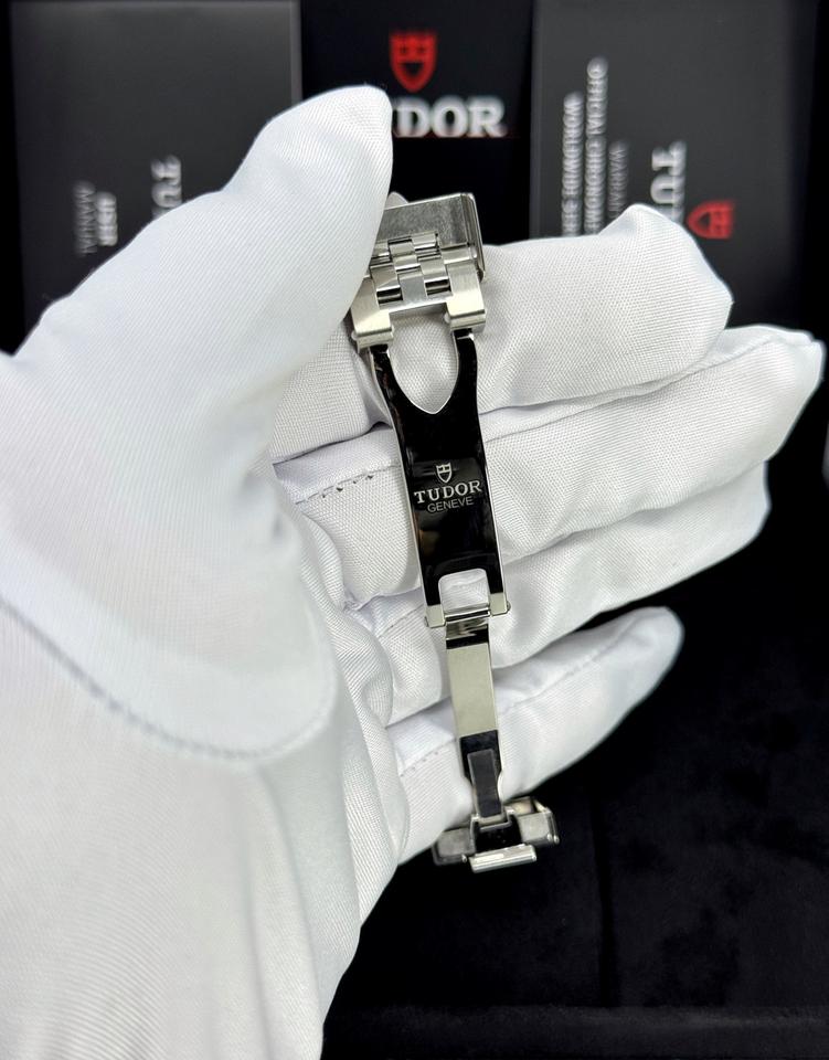 Tudor Black Bay Unworn 2026 Black Bay 41mm Black 7941A1A0NU-0003 — photo 13