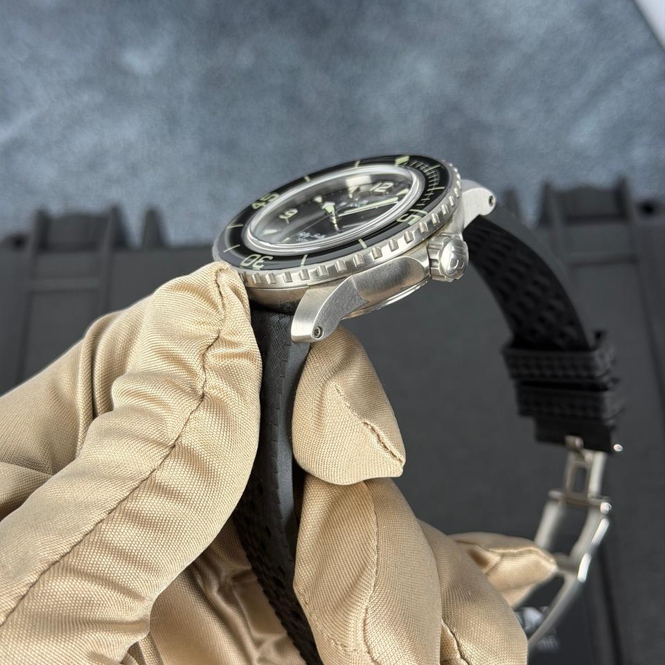 Blancpain Fifty Fathoms Automatique 42mm Titanium Butterfly Clasp — photo 10