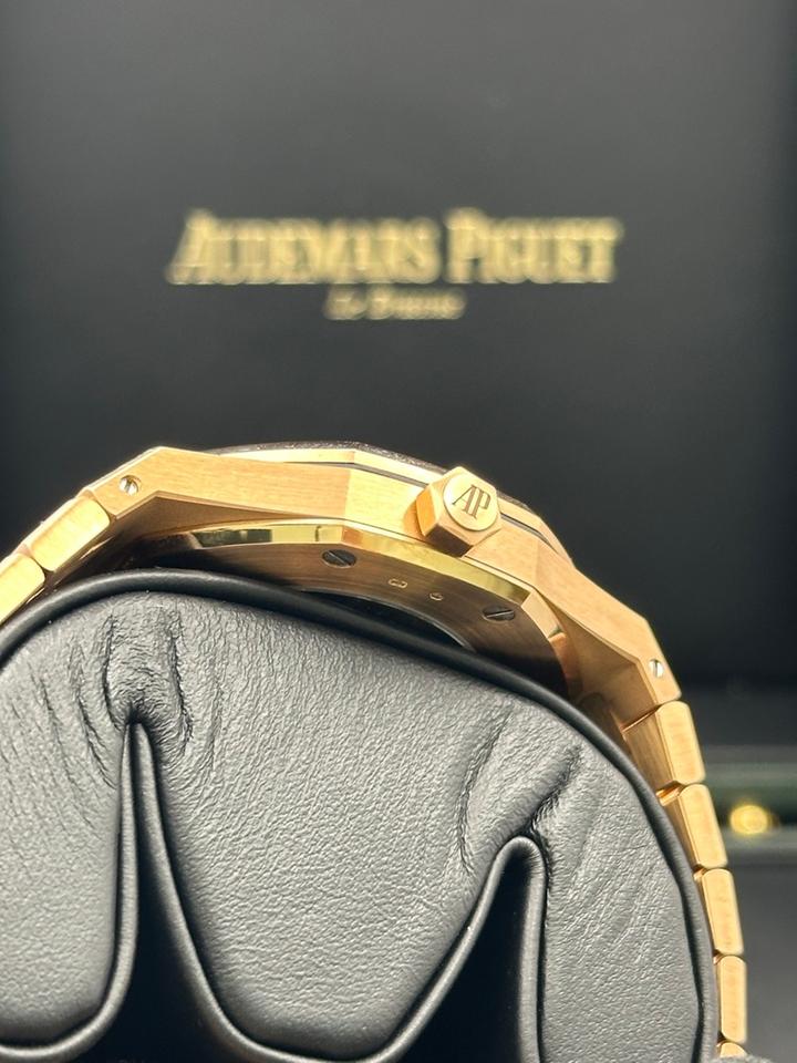 Audemars Piguet Royal Oak Selfwinding Blue Dial Rose Gold — photo 4