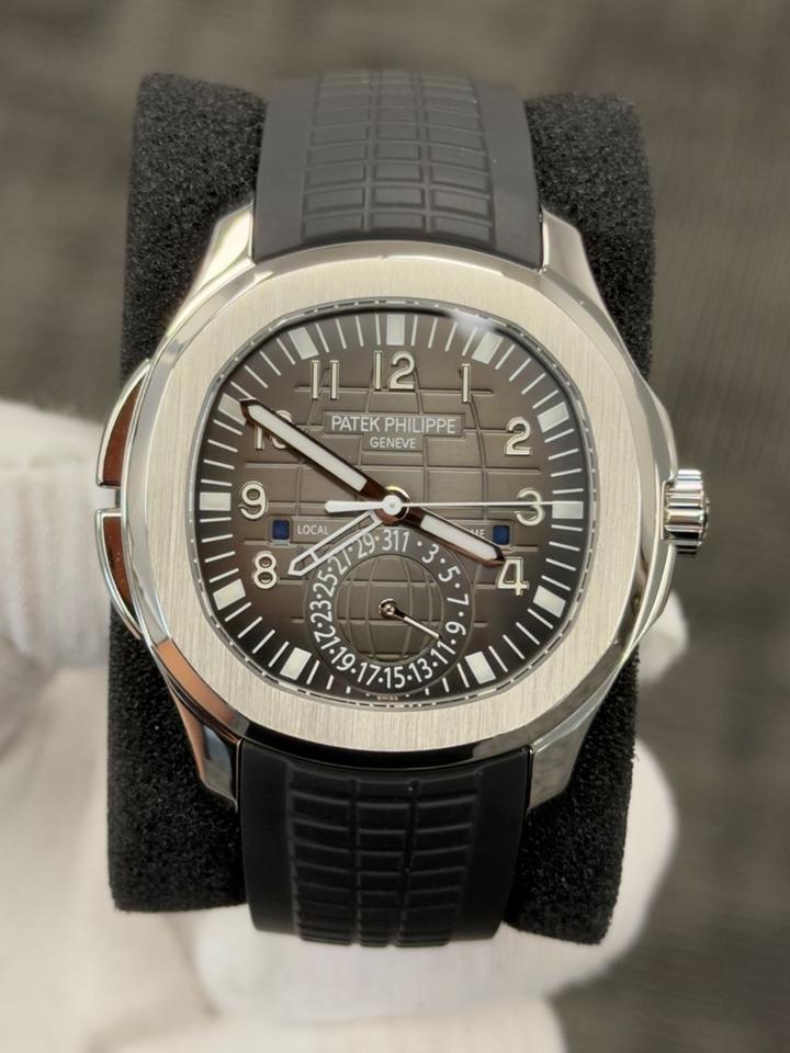 Patek Philippe Aquanaut Travel Time Full Set GMT Black Dial 2021 Service — photo 2