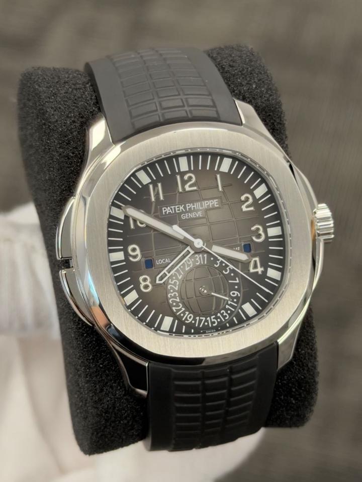 Patek Philippe Aquanaut Travel Time Full Set GMT Black Dial 2021 Service — photo 3