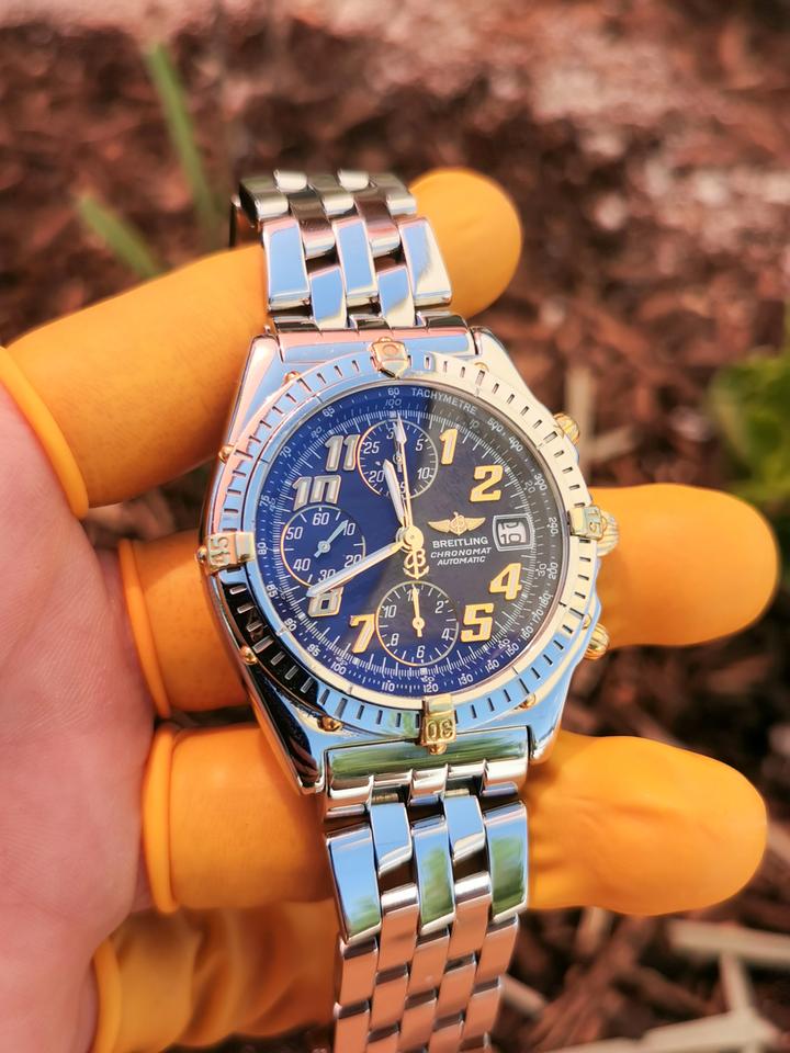 Breitling Chronomat B13050.1