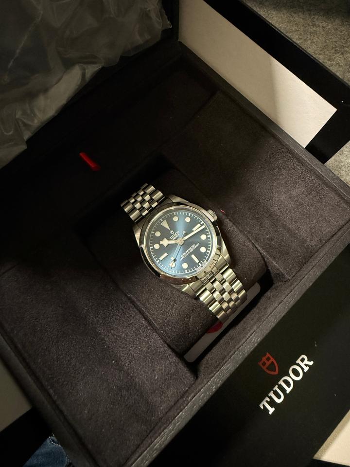 Tudor Black Bay 36 Box and Papers - nice sport and dress watch — photo 2