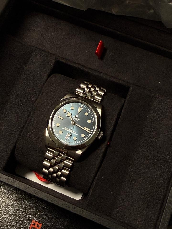 Tudor Black Bay 36 Box and Papers - nice sport and dress watch — photo 19