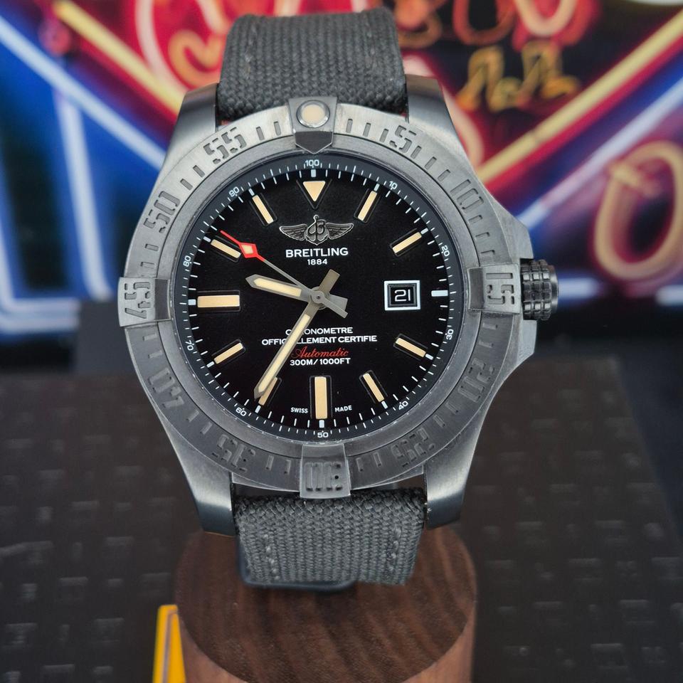 Breitling Avenger Blackbird FREE Shipping Box and Papers Black Dial Strap — photo 18