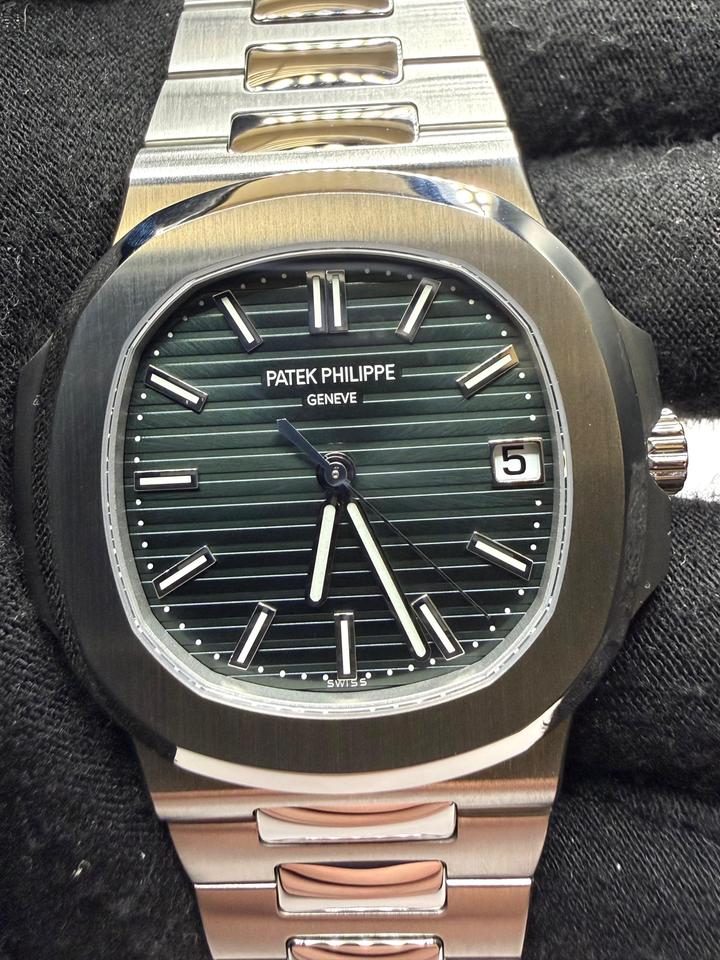 Patek Philippe Nautilus 5711/1A-014 — photo 2