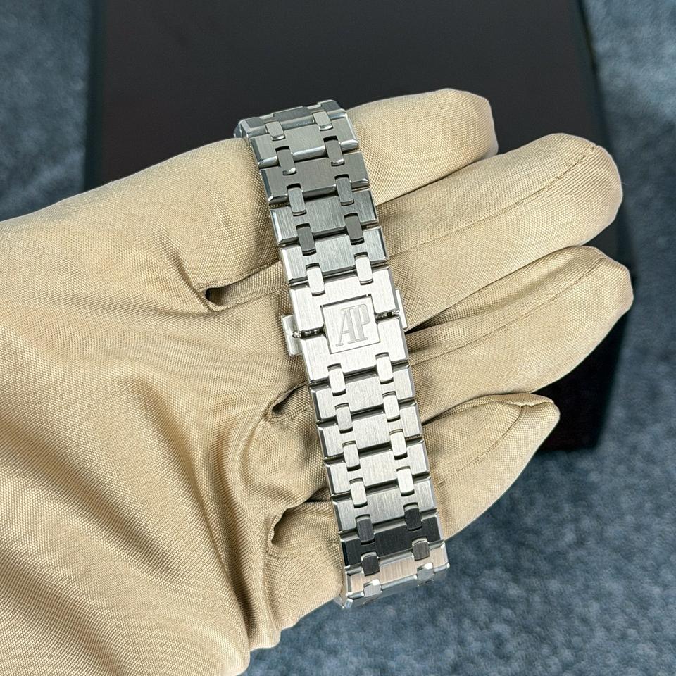 Audemars Piguet Royal Oak Selfwinding All original paperwork and full links. In stock! — photo 5