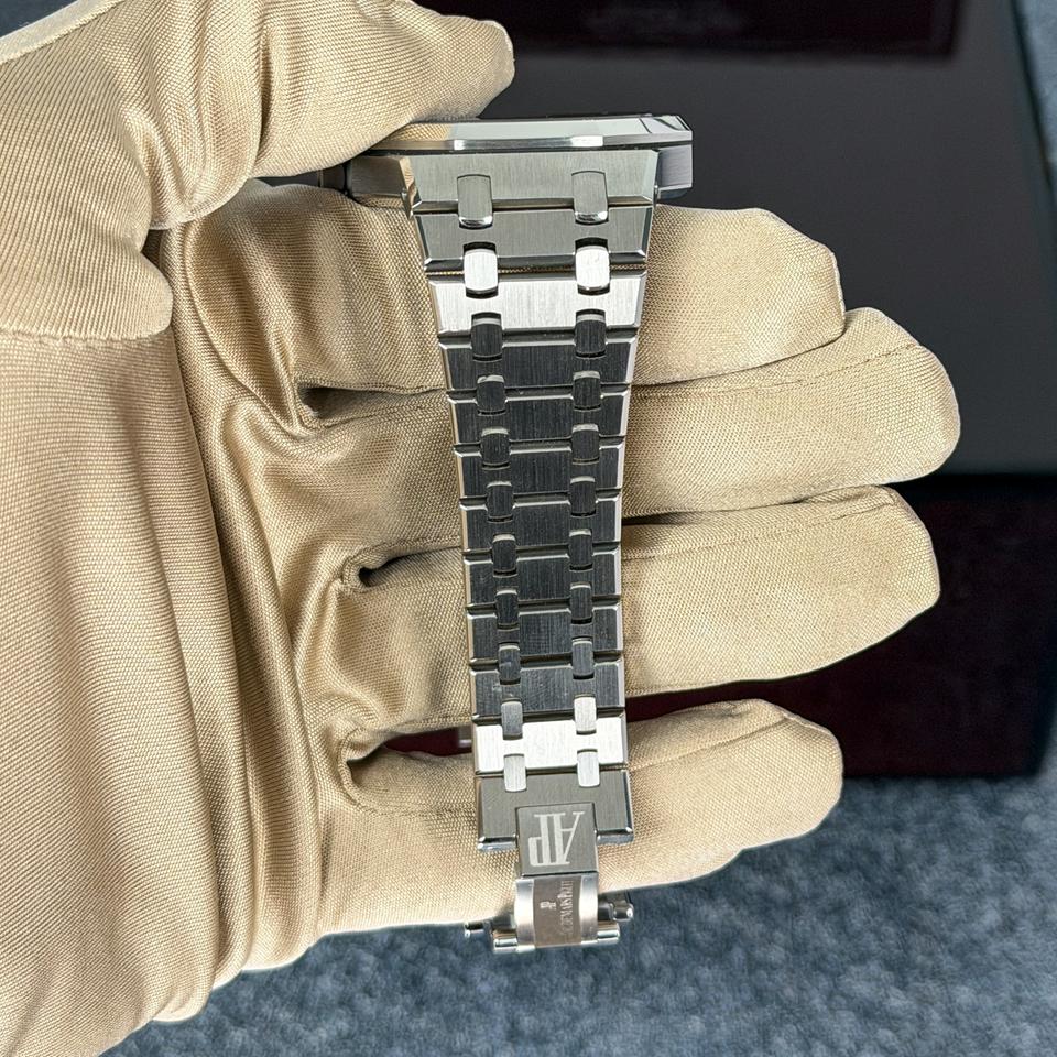 Audemars Piguet Royal Oak Selfwinding All original paperwork and full links. In stock! — photo 7