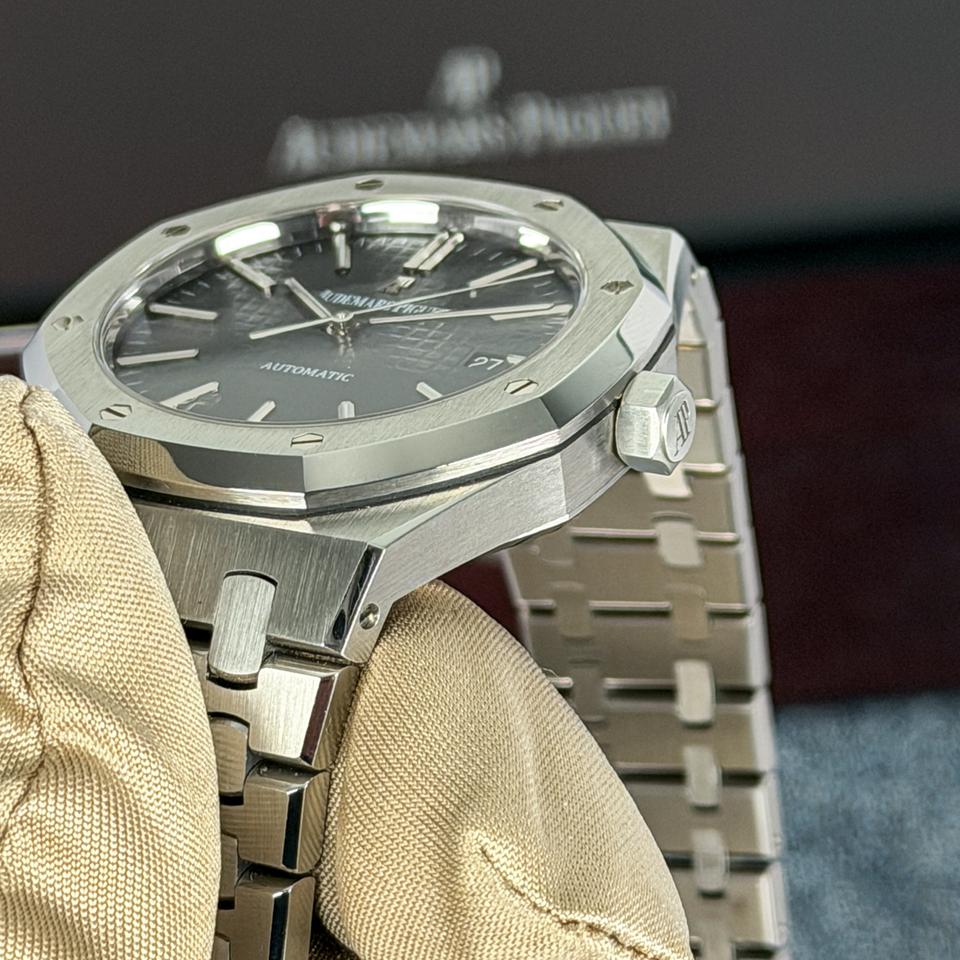 Audemars Piguet Royal Oak Selfwinding All original paperwork and full links. In stock! — photo 8