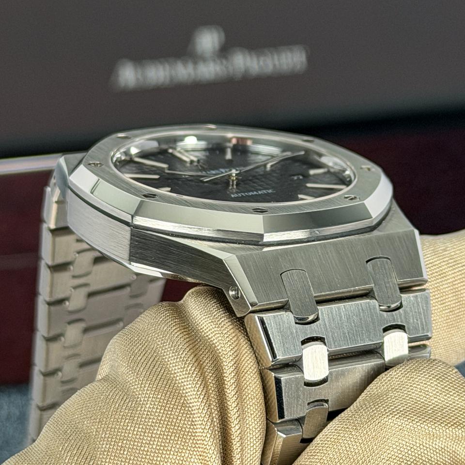 Audemars Piguet Royal Oak Selfwinding All original paperwork and full links. In stock! — photo 9