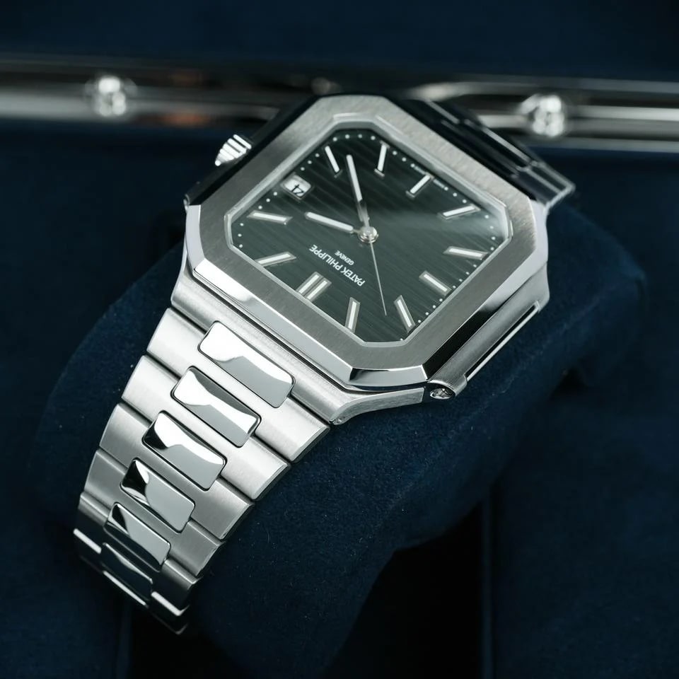 Patek Philippe Cubitus 5821/1A-001 Green 45mm Complete Set IN STOCK — photo 4