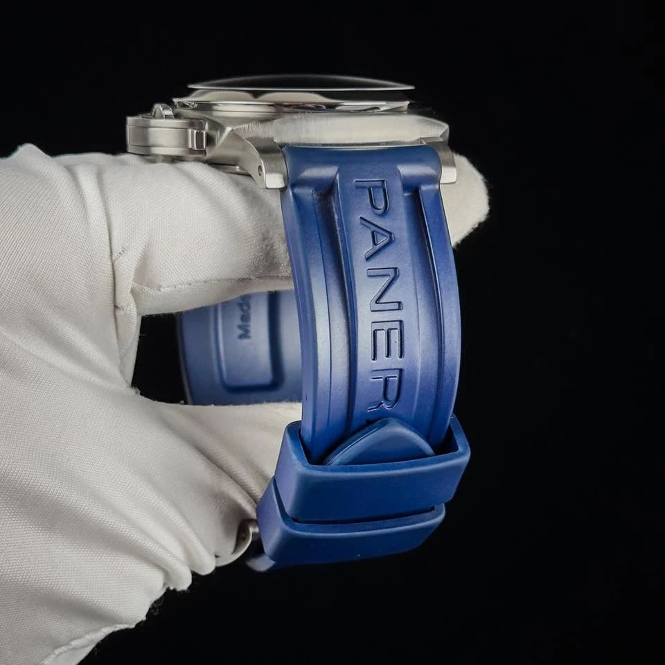 Panerai Luminor Marina 44mm Blue Dial PAM01313 Complete Warranty Coverage until 2028 - Extra OEM strap — photo 7