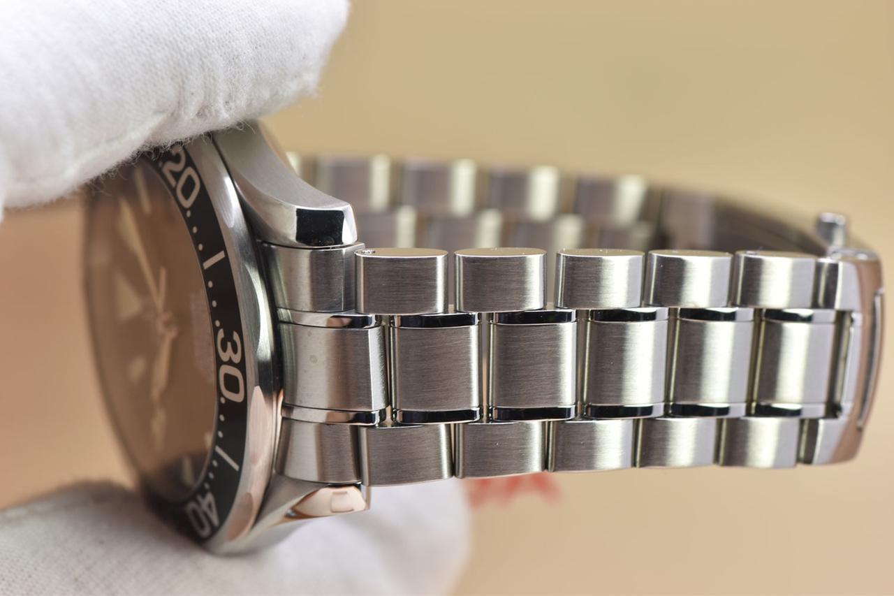 Omega Seamaster Diver 300 M Professional Chronometer 300M Automatic 41MM Steel "Peter Blake" Watch 2254.50 New Omega Factory Bezel — photo 14