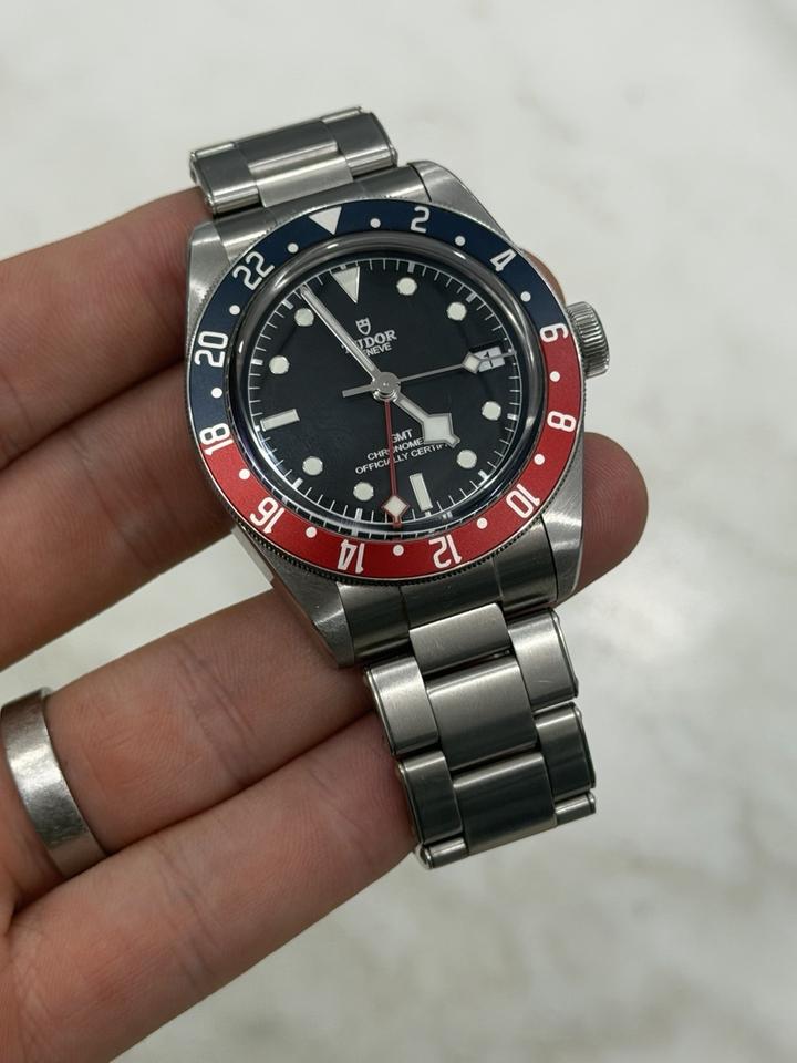 Tudor Black Bay GMT Pepsi Black Dial Stainless Steel Mens Watch 79830RB — photo 2