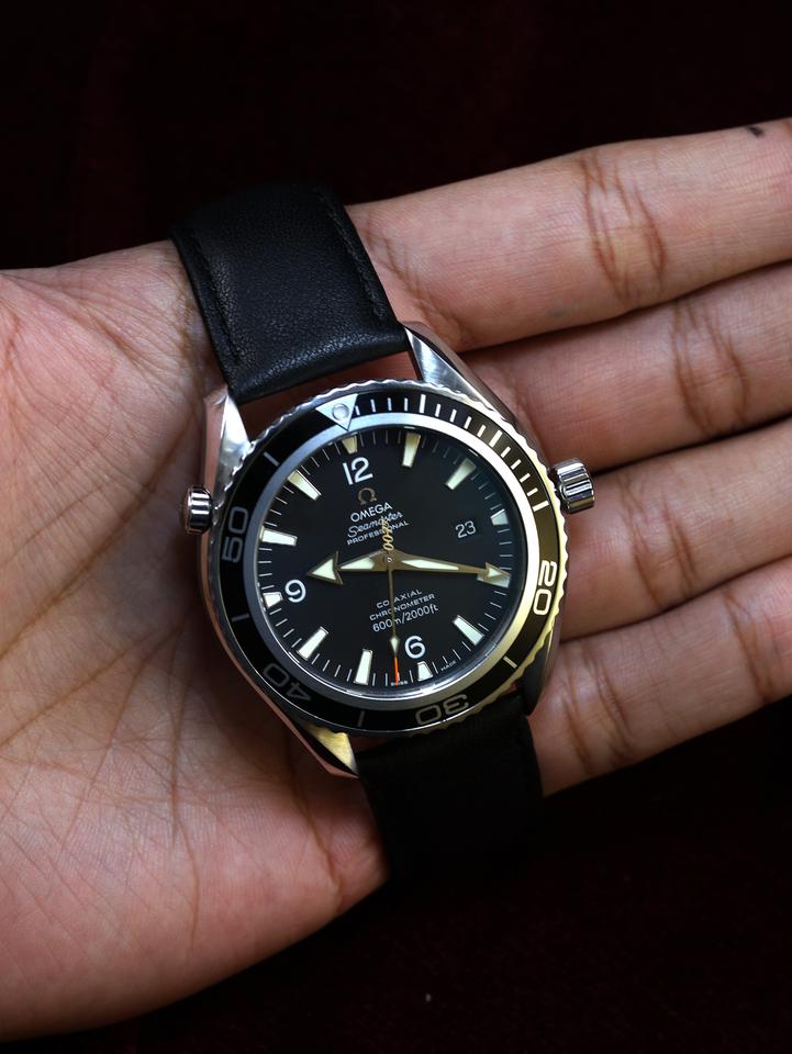 Omega Seamaster Planet Ocean Limited Edition - Pre-Owned James Bond Casino Royale Seamaster Planet Ocean 600M 29075091 with box and papers — photo 9