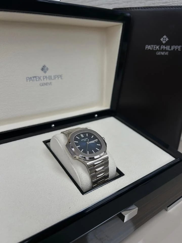 Patek Philippe Nautilus 2024 Nautilus 5811/1g — photo 8