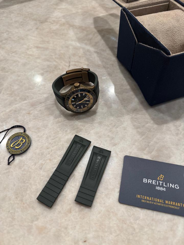Breitling Superocean 42 Automatic 42 Full Set extra OEM straps included Priced to sell — photo 3