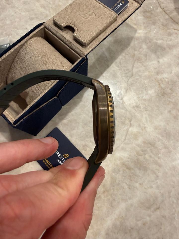 Breitling Superocean 42 Automatic 42 Full Set extra OEM straps included Priced to sell — photo 5