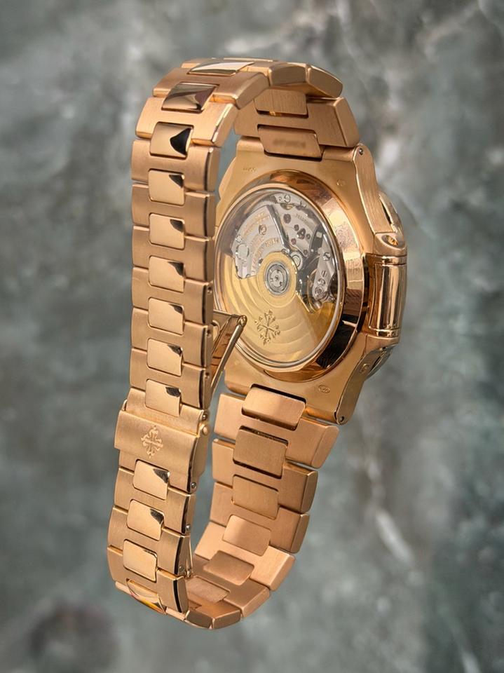 Patek Philippe Nautilus 5980/1R-001 Nautilus Chronograph — photo 5
