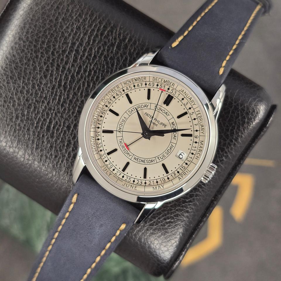 Patek Philippe Calatrava Weekly Calendar IN STOCK | 5212A | Weekly Calendar | Warranty | B&amp;P — photo 4