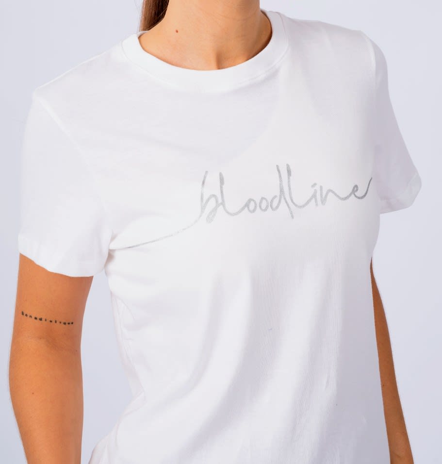 Remera Blood — foto 3
