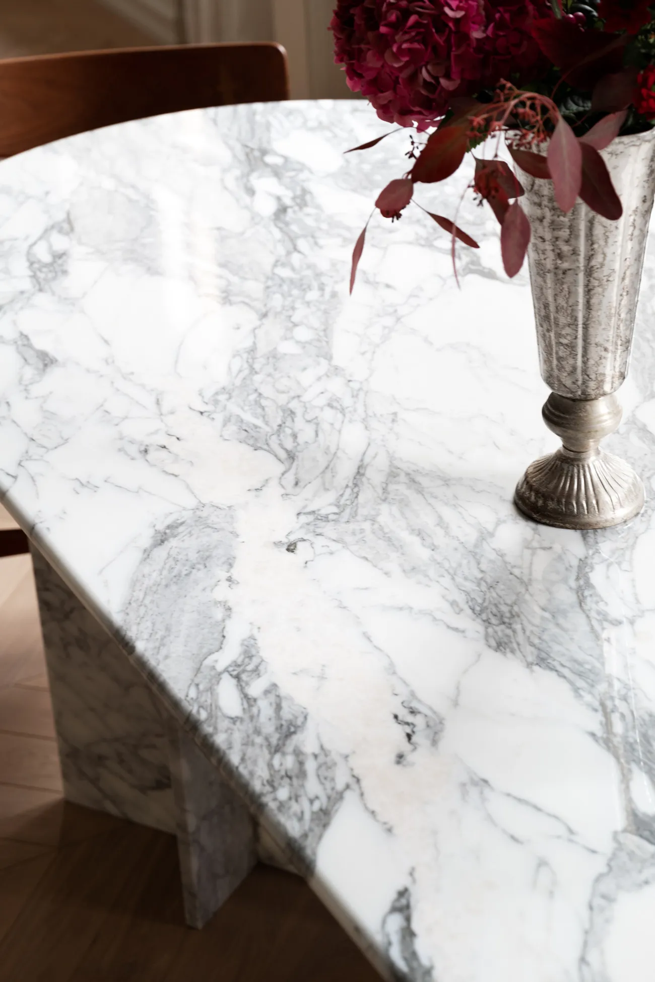 How to clean your marble table