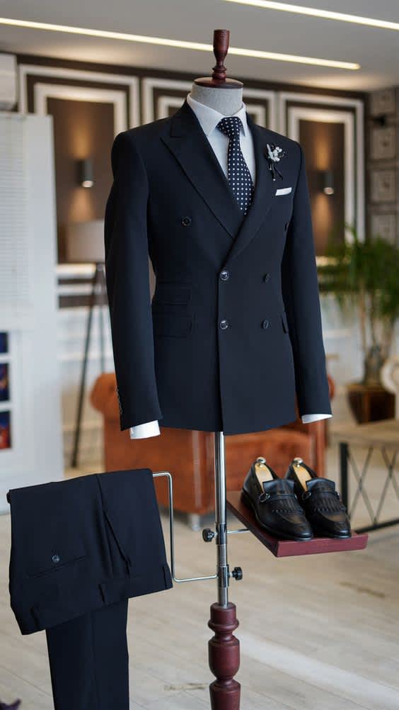 Black Double Breasted Suit 2-Piece - Black  EU 44 - US 36 UK 34