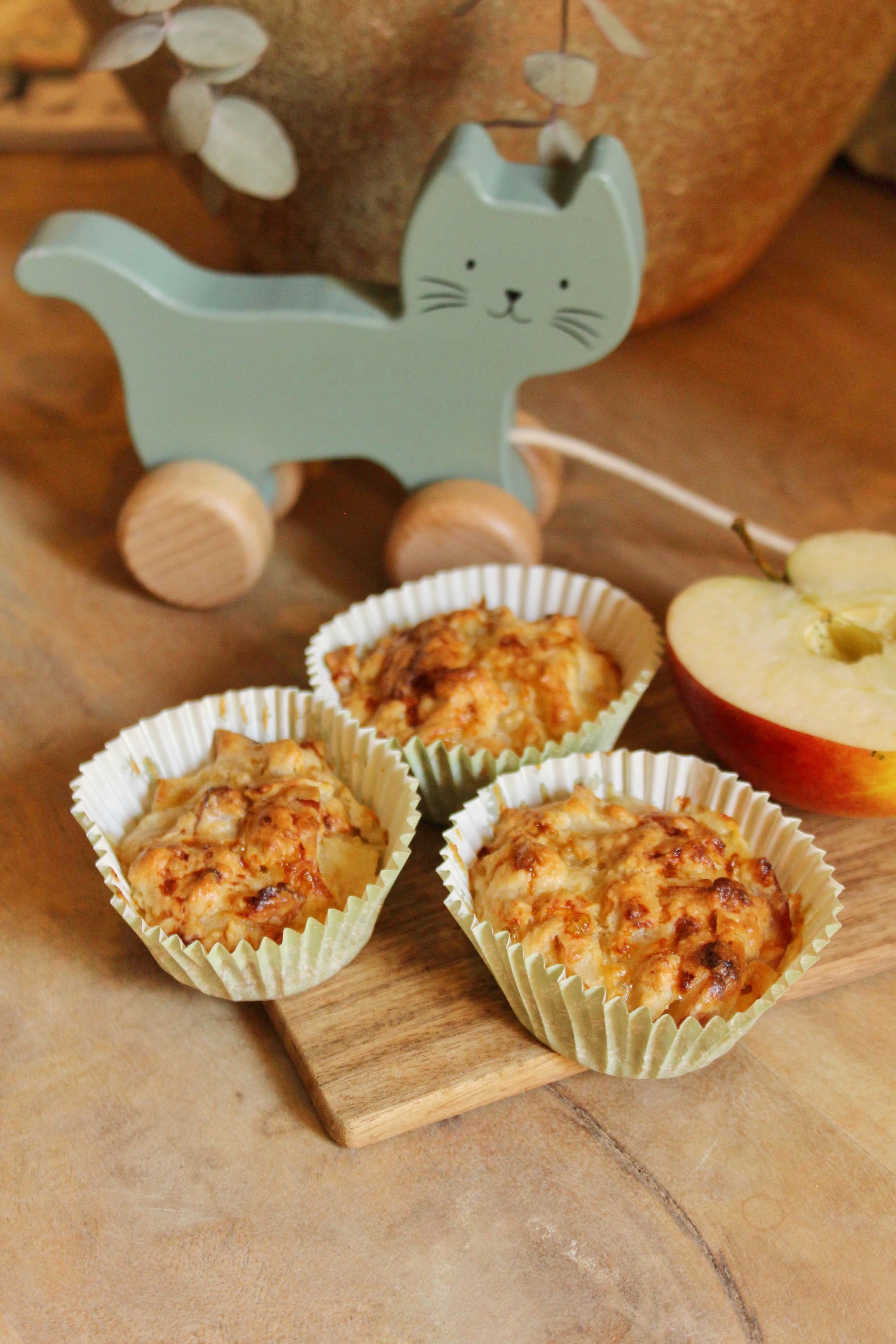 Frukostmuffins med äpple och keso