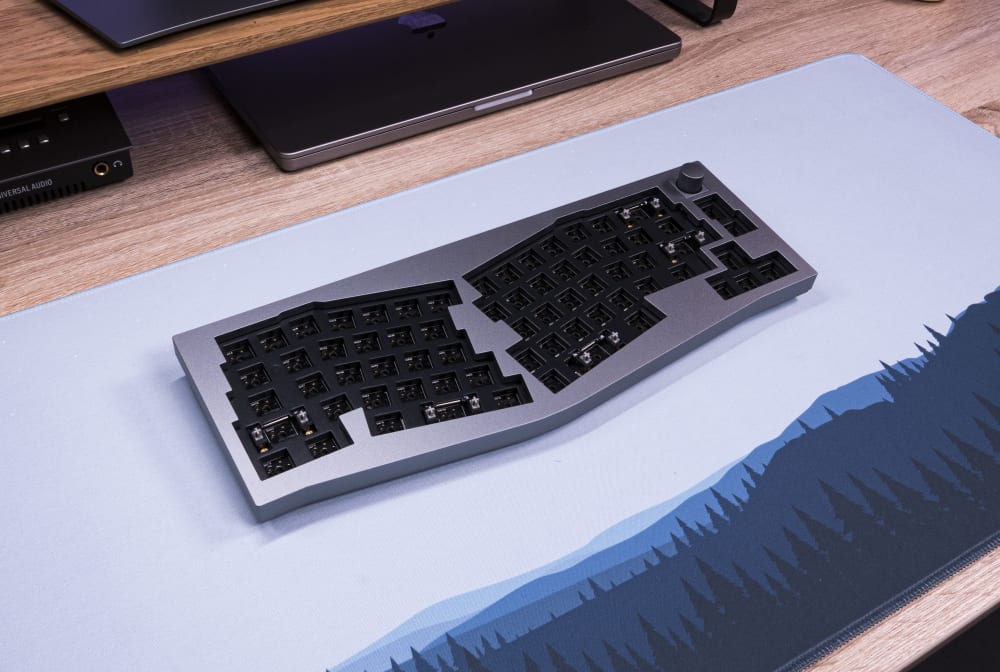 Barebones Keychron Q8 with Blue Horizons Desk Mat