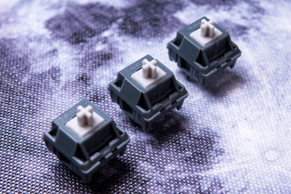 Moon V2 Linear Switches