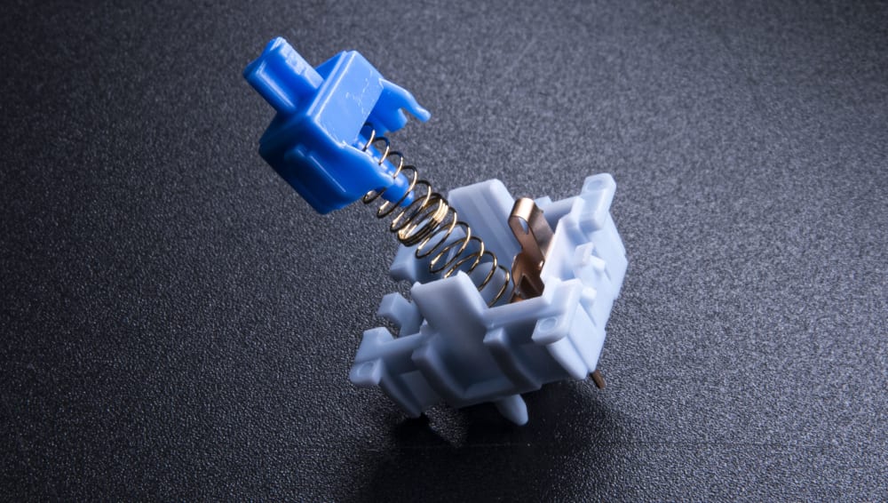 Exposed Voyager V2 Switch Leaf