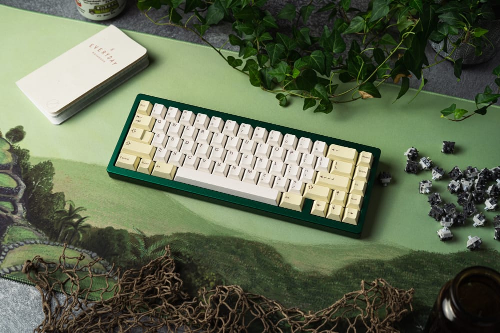 Green TG67 with Corn PBT Keycaps and Lost City Desk Mat