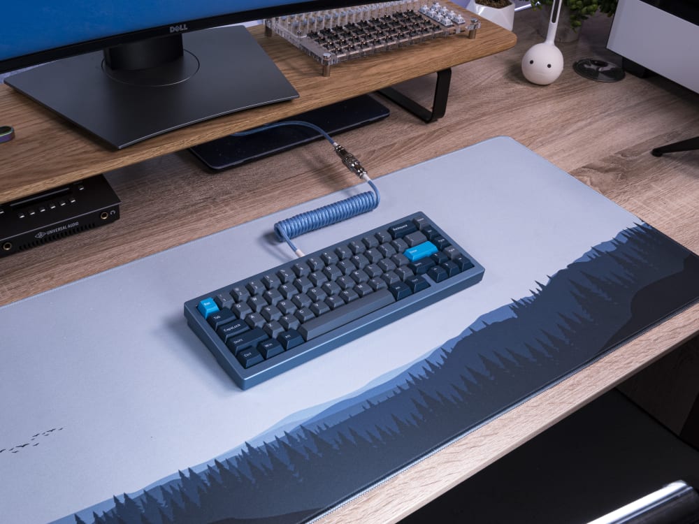 TG67 V2 with Whale PBT Keycaps and Blue Horizons Desk Mat