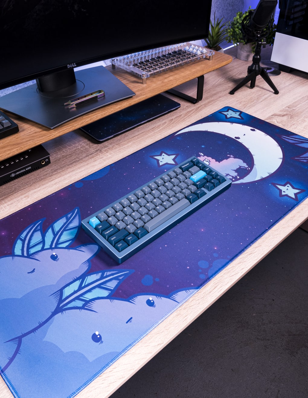 Alpaca Desk Mat