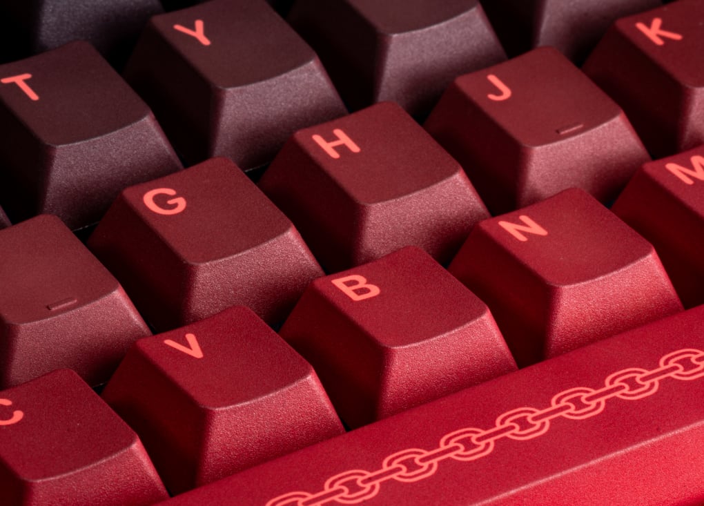 Chained Together PBT Keycaps
