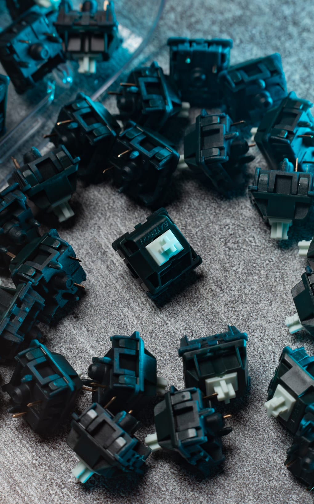 Gecko Silent Linear Switches Labs