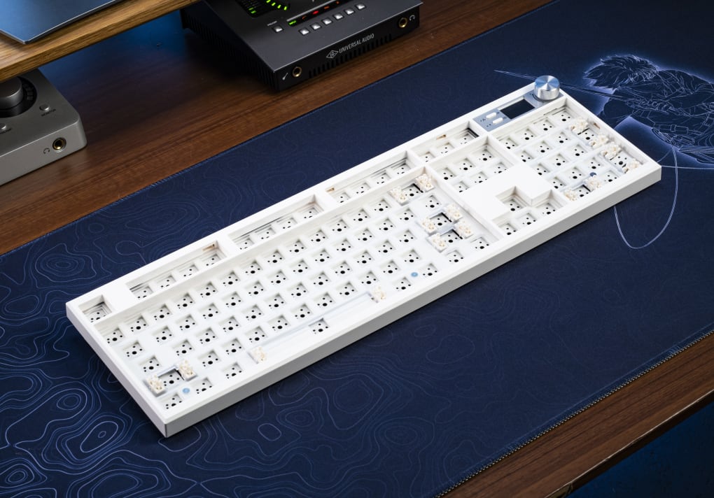 GMK104 Mechanical Keyboard