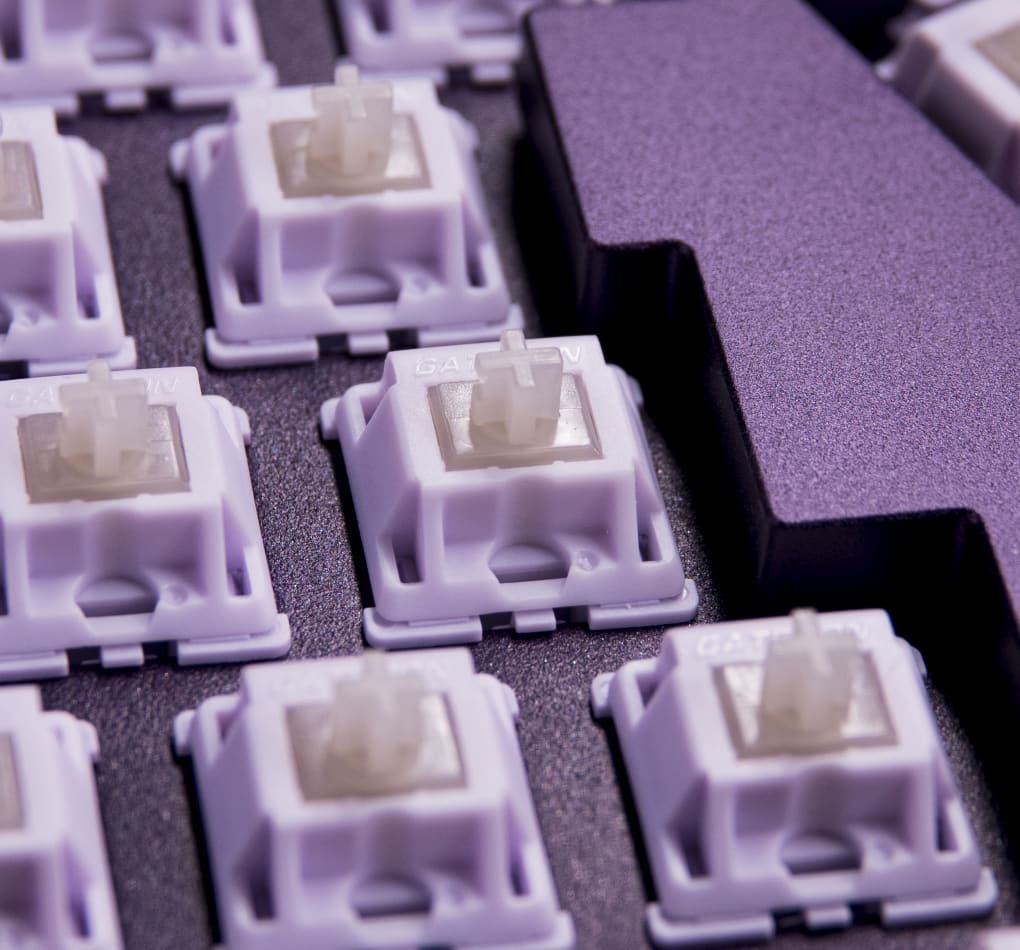 Dark Purple Keychron Q10 with PolyCaps Octopus Keycaps