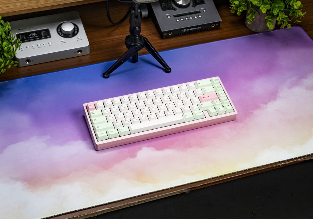 Lucky65 V2 Pink