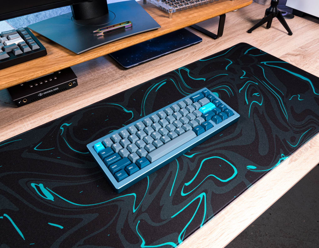 Marble Liquid Desk Mat Water with Whale PBT