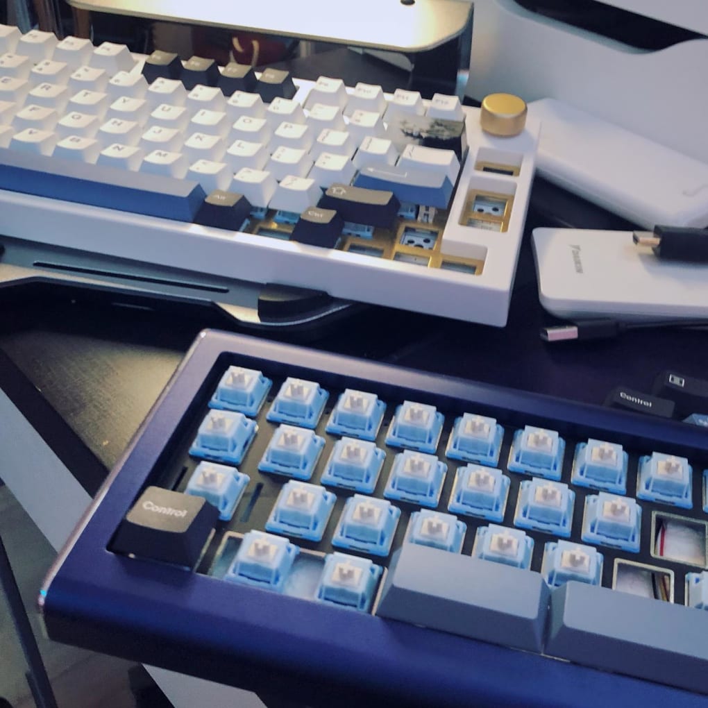 Penguin Switches Adelie Keyboard Blue