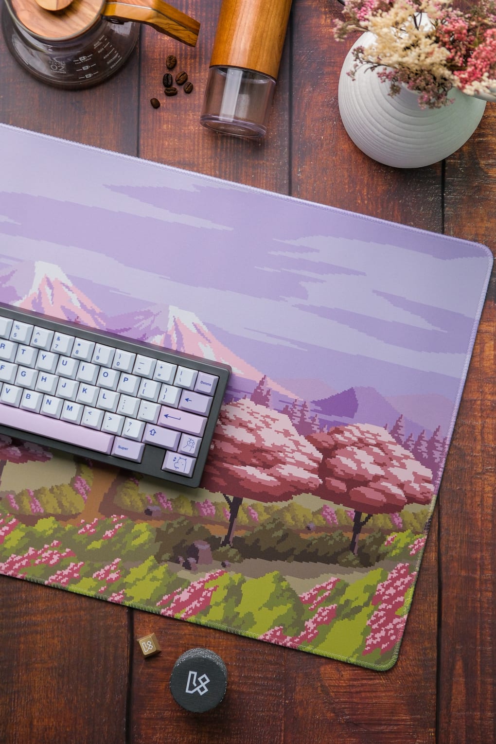 Spring Time Desk Mat with Hippo Keycaps