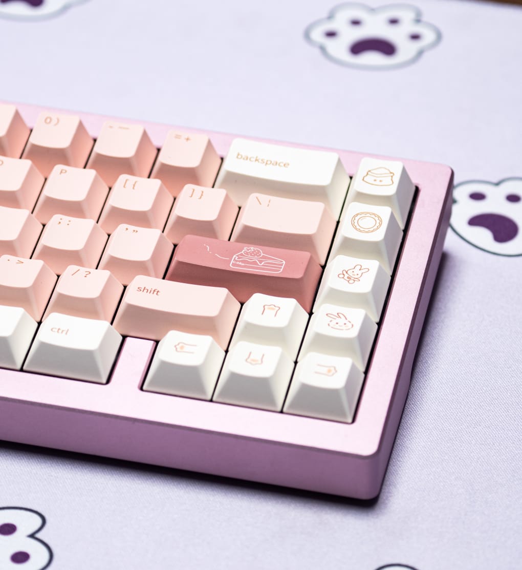 Strawberry Bunny PBT Keycaps