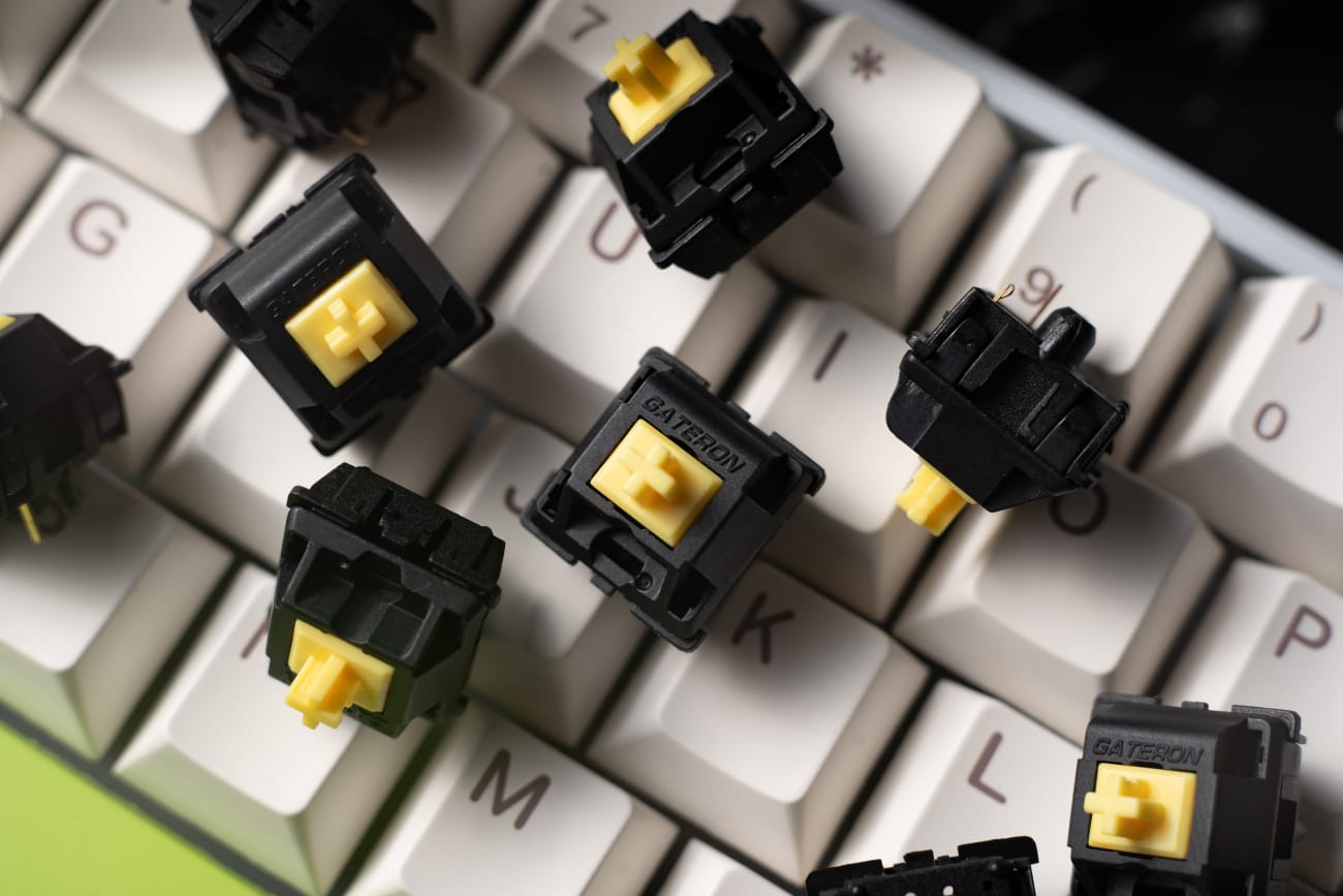 Gateron Yellow Linear Switch All Black Nylon