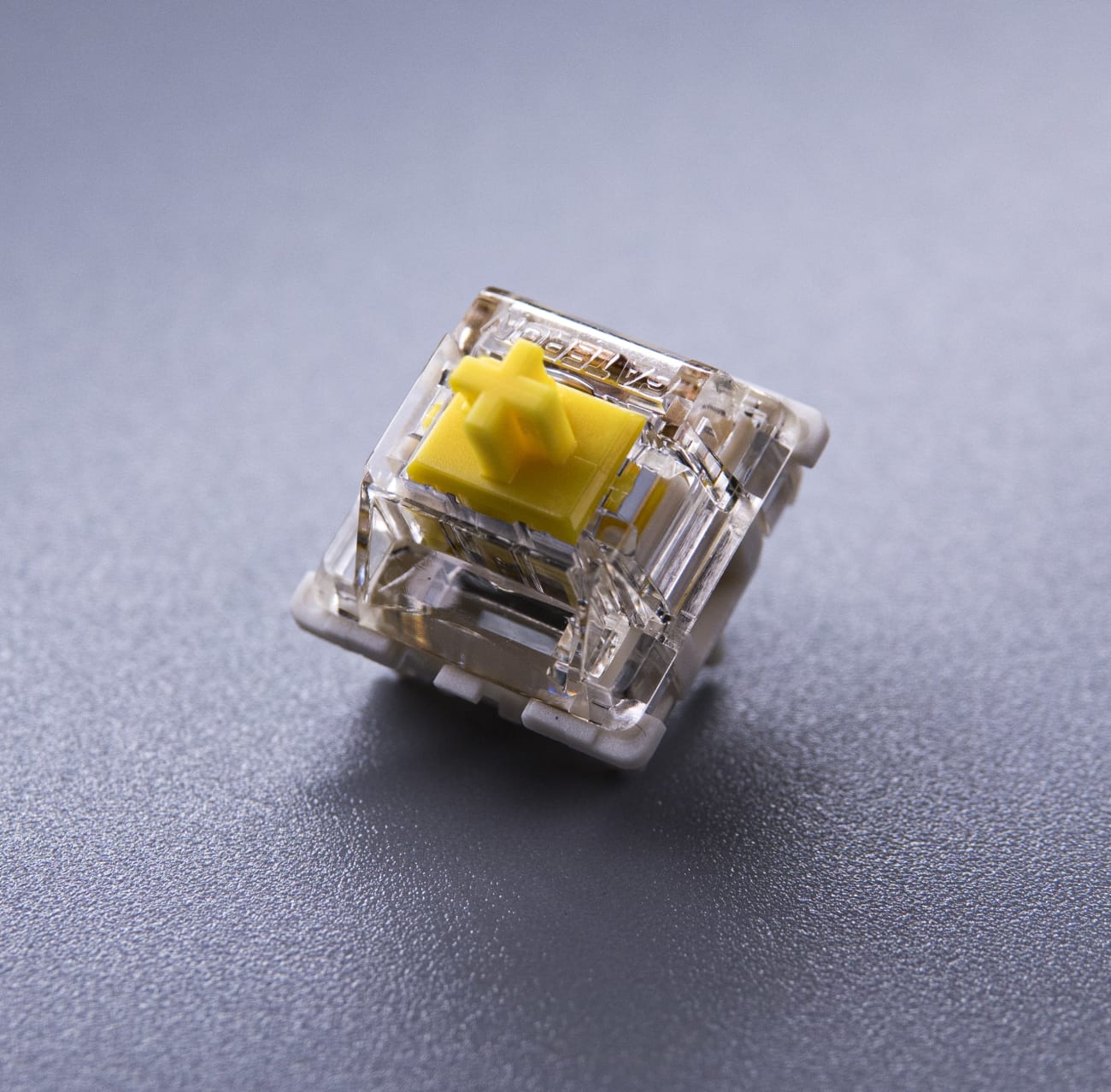 Gateron KS-9 Pro 2.0 Yellow Linear Switch