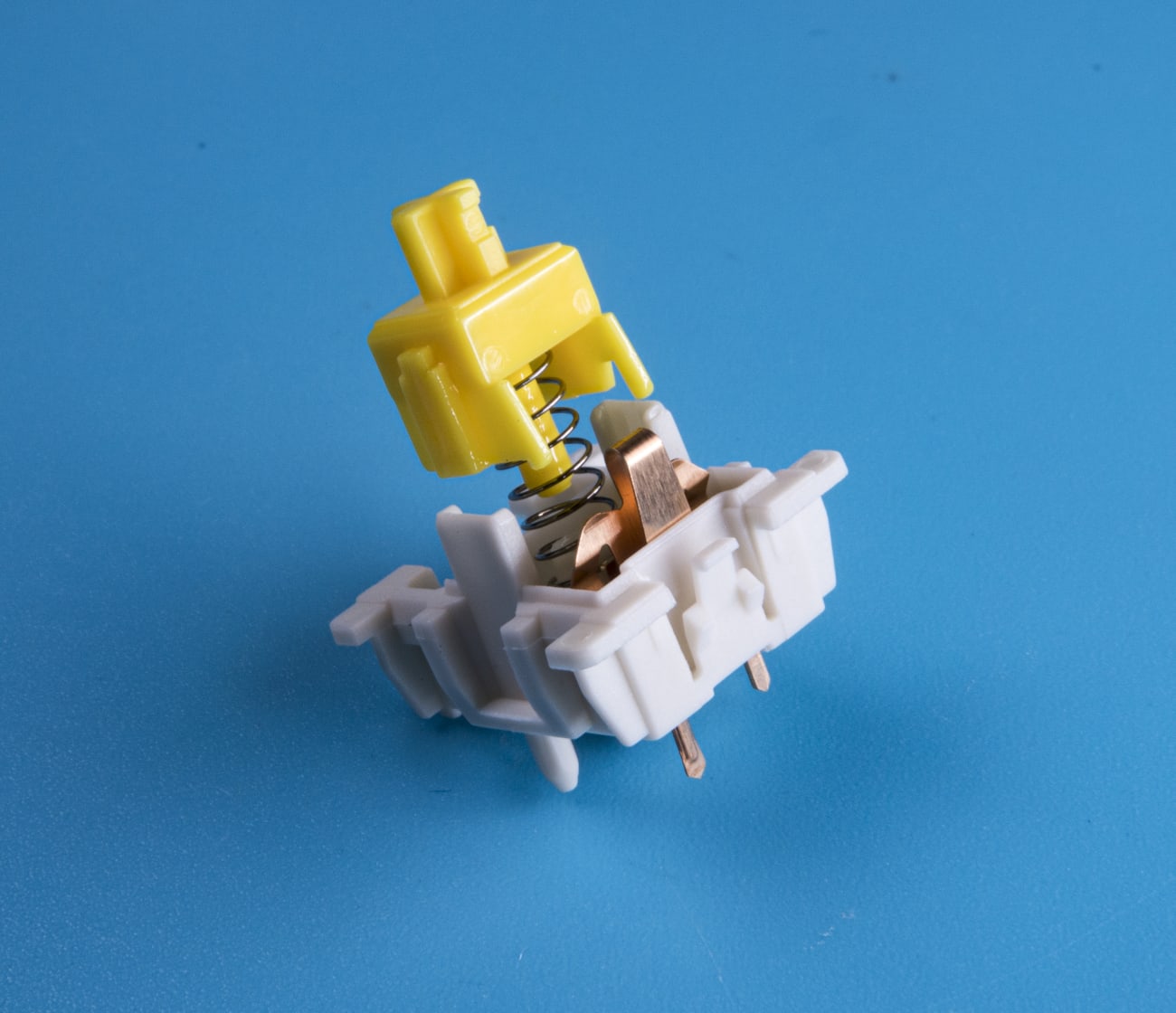 Gateron KS-9 Pro 2.0 Yellow Linear Switch