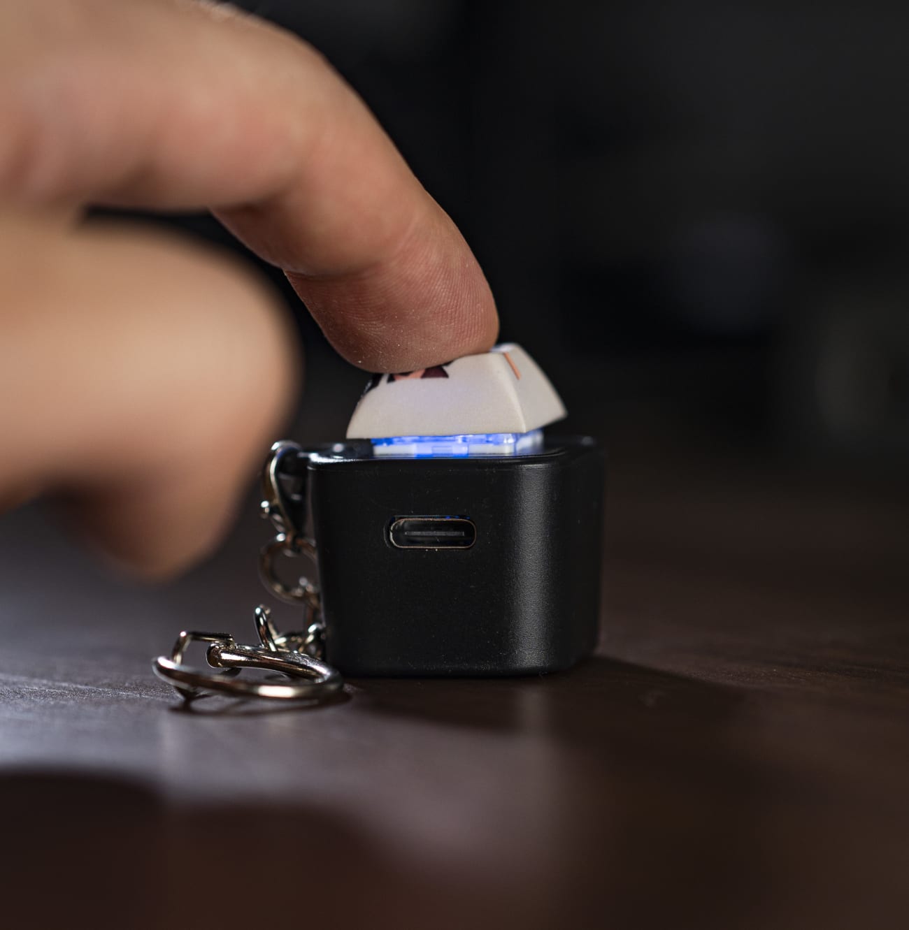 Kotte Keycap fidget being pressed and showing RGB lighting when pressed