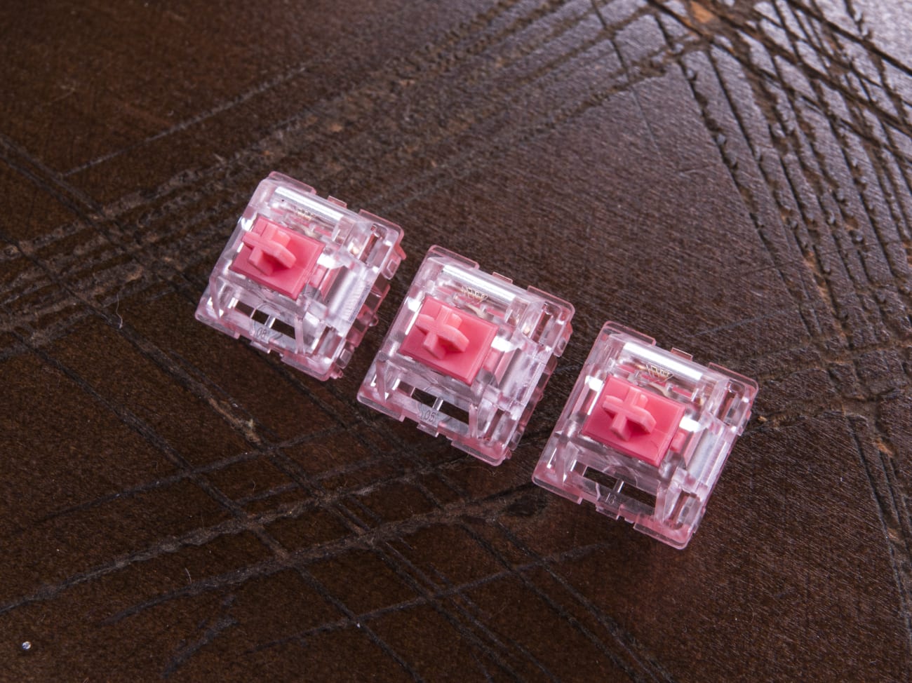 KTT Strawberry Linear Switches