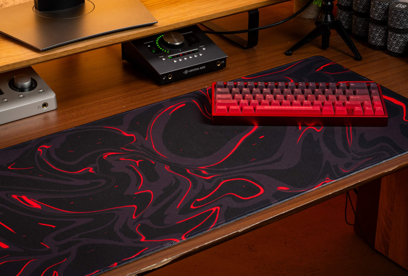 Marble Liquid V2 Mat Lava