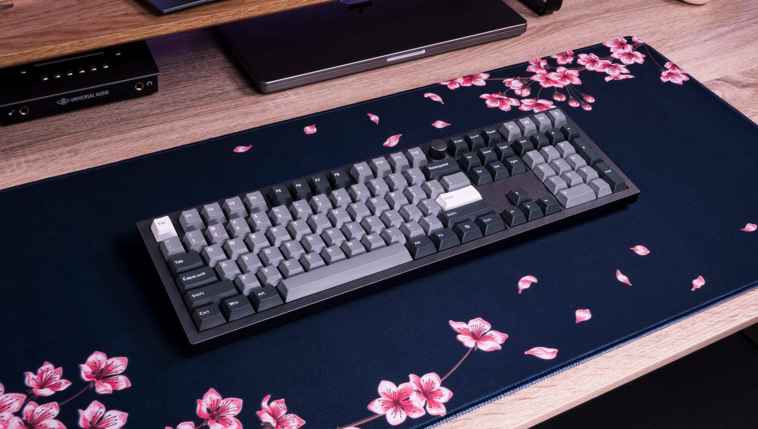 Plastic vs. Metal Mechanical Keyboards Pros & Cons